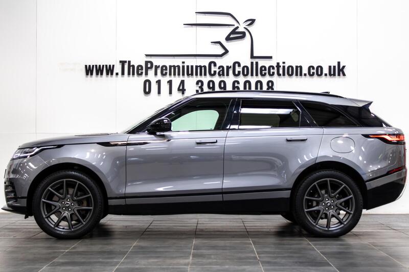 Land Rover Range Rover Velar view 3