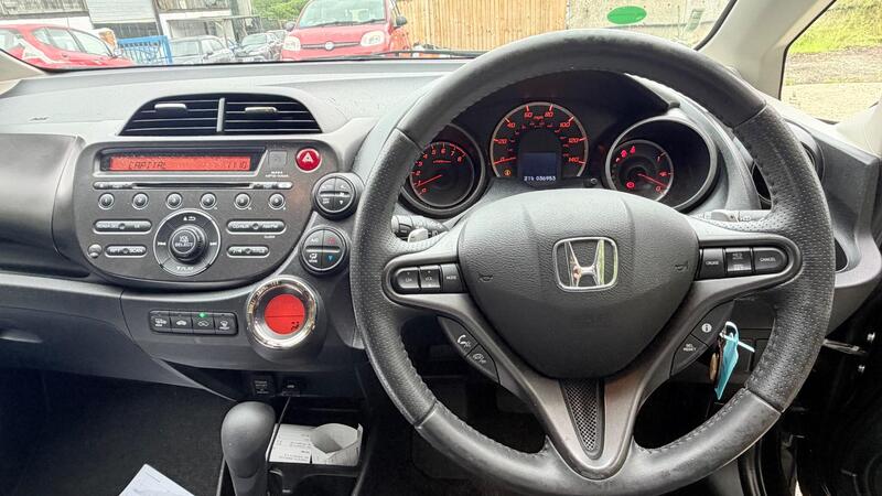 2011 Honda Jazz — photo 10