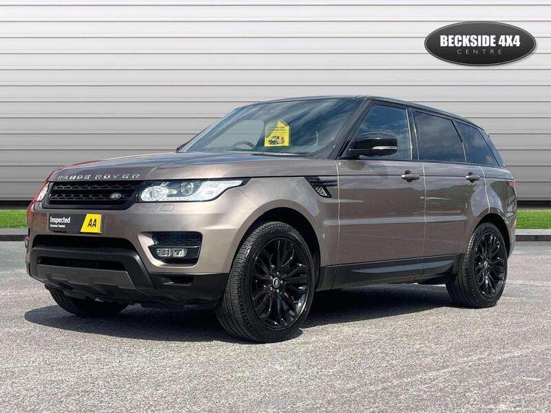 Land Rover Range Rover Sport view 4