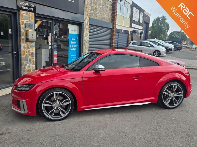 Audi Audi TTS view 2