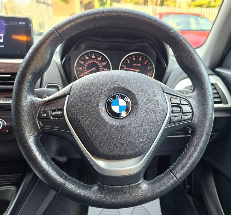 BMW 1 Series 1.6 116i SE Auto Euro 5 (s/s) 5dr thumbnail 27