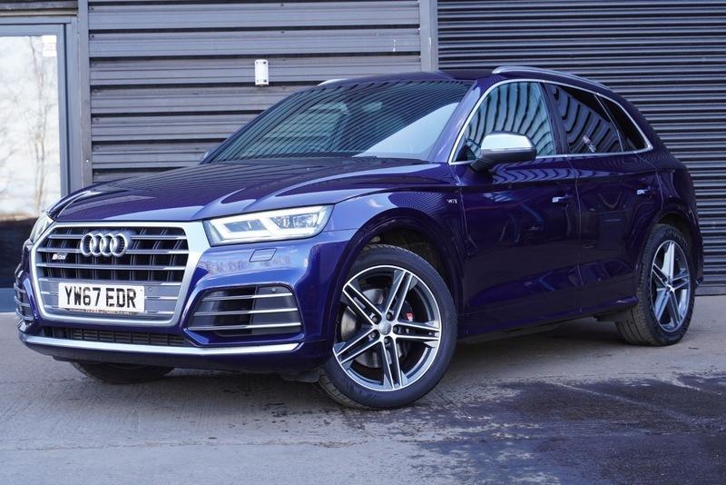 Audi SQ5 view 4