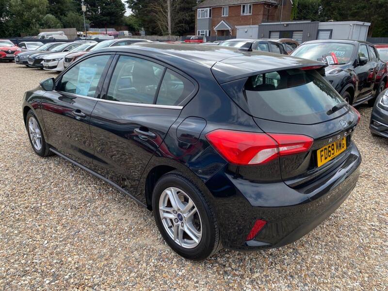 Ford Focus view 7