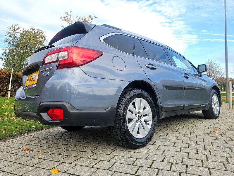 Subaru Outback view 4