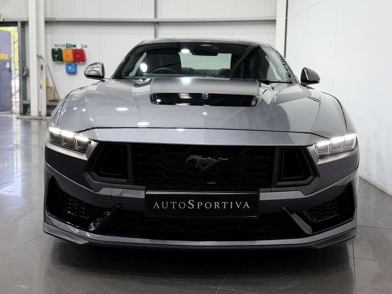 Ford Mustang view 6