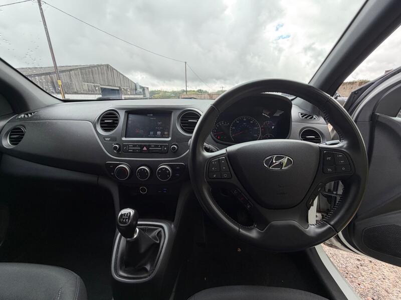 2018 Hyundai i10 — photo 11
