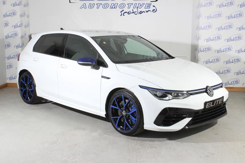 Volkswagen Golf view 3