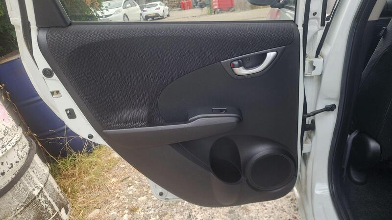 2014 Honda Jazz — photo 32