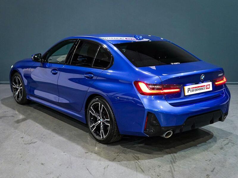BMW 3 Series view 6