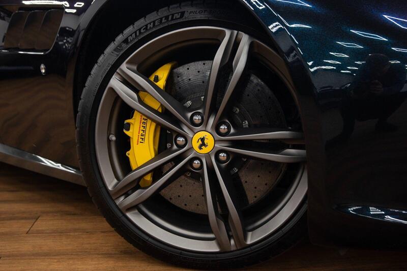 Ferrari Gtc4lusso view 5