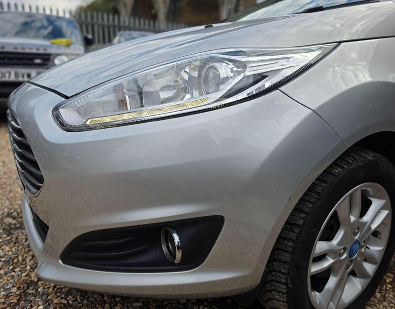 Ford Fiesta 1.25 Zetec Euro 6 5dr thumbnail 10