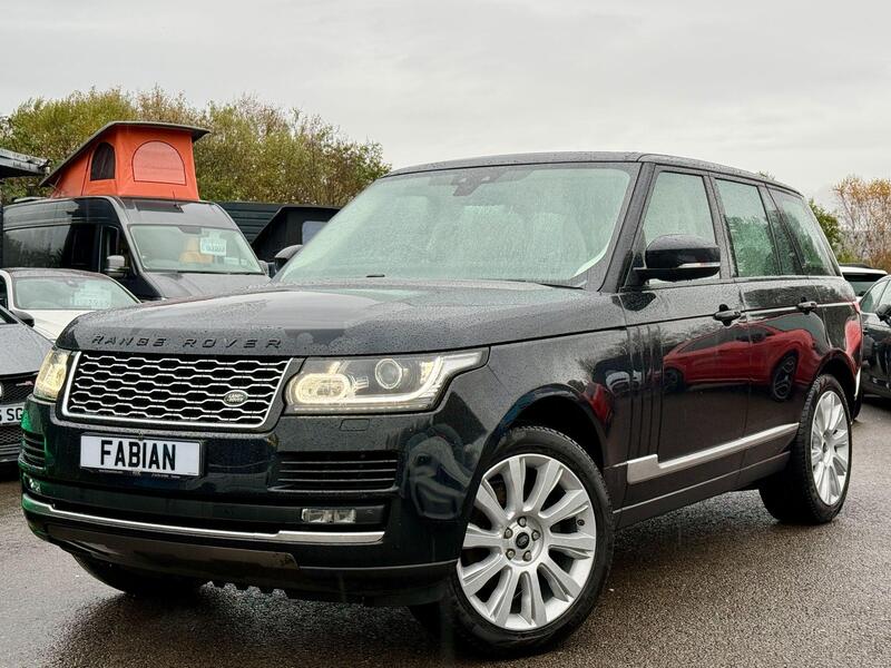 Land Rover Range Rover view 2