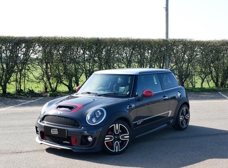 Mini Cooper view 4
