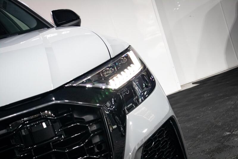 Audi Audi RSQ8 view 6