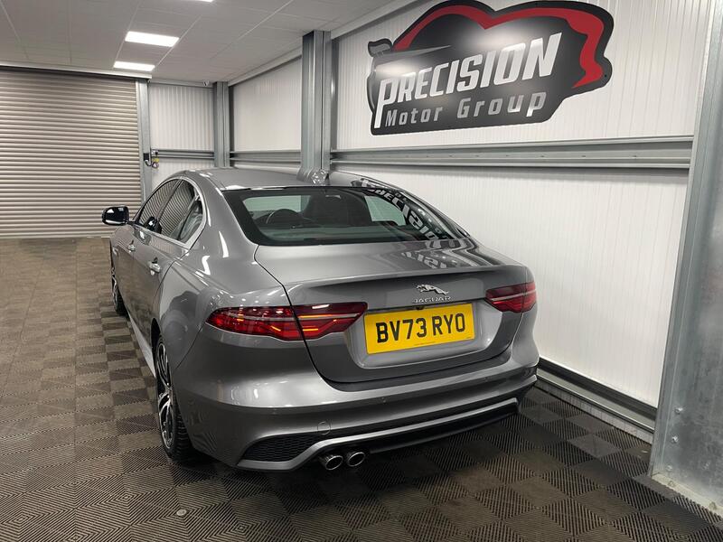 Jaguar Xe view 7