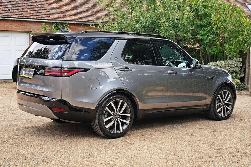Land Rover Discovery 3 view 6