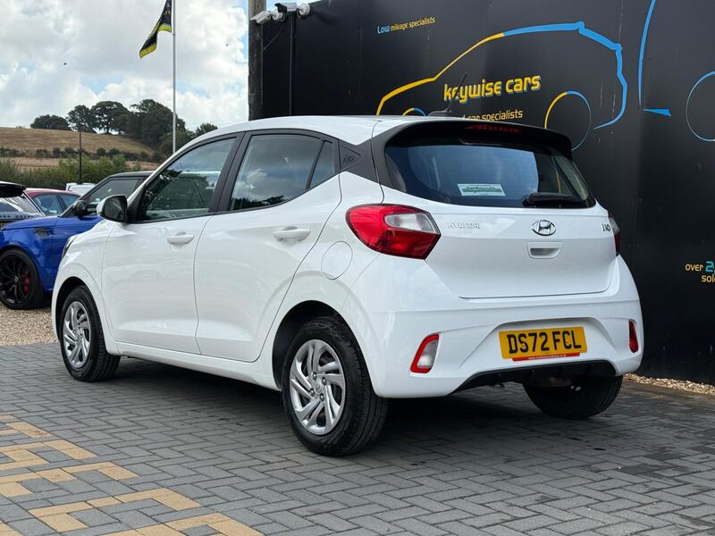Hyundai I10 view 3