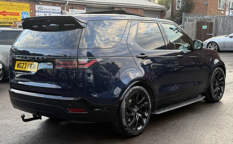 Land Rover Discovery 3 view 5