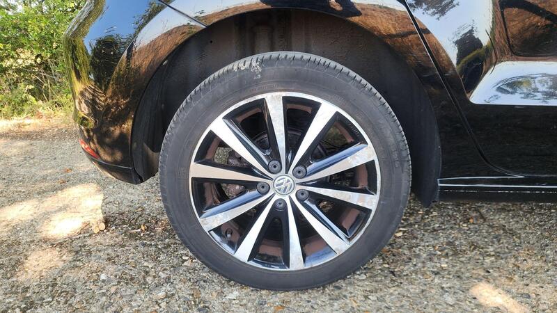 2017 Volkswagen Polo — photo 47