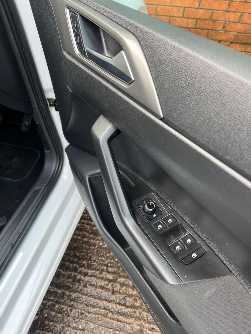 Volkswagen Polo view 25
