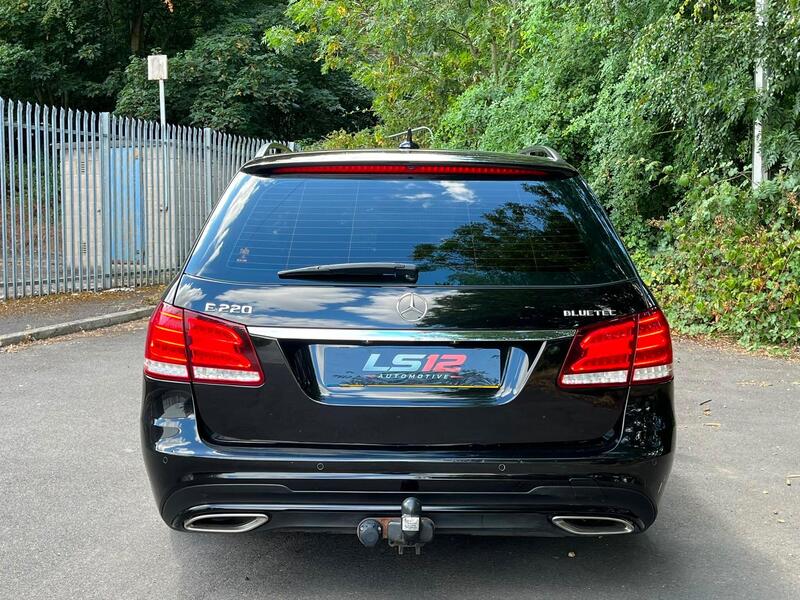 Mercedes-Benz E-Class view 7