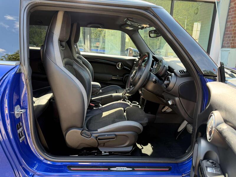 Mini Cooper view 2