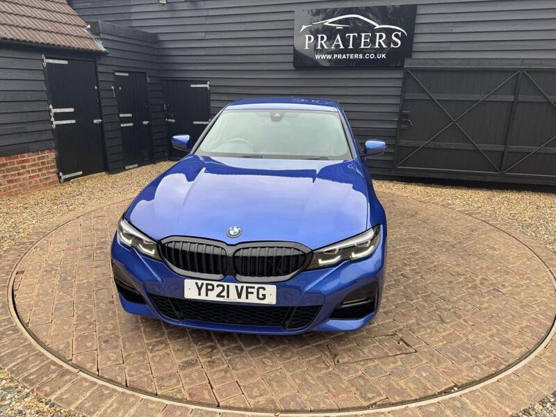BMW 3 Series view 4