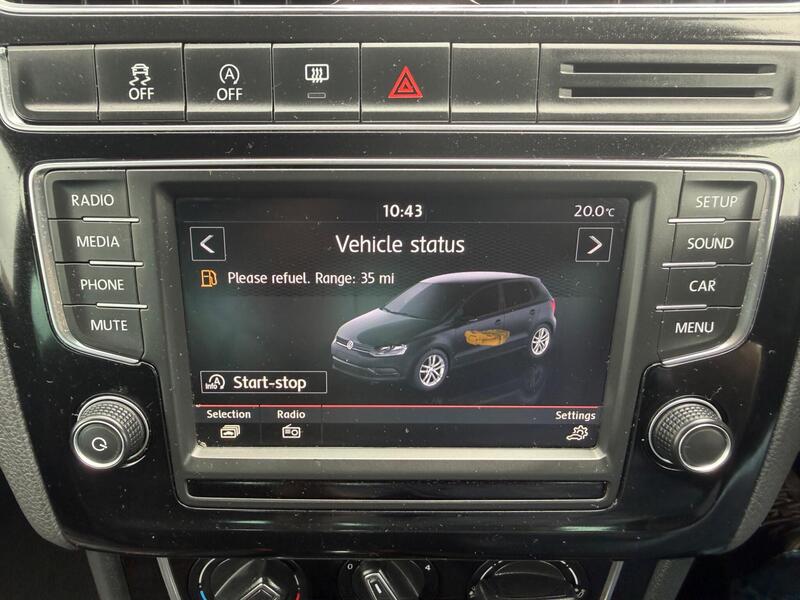 Volkswagen Polo view 5
