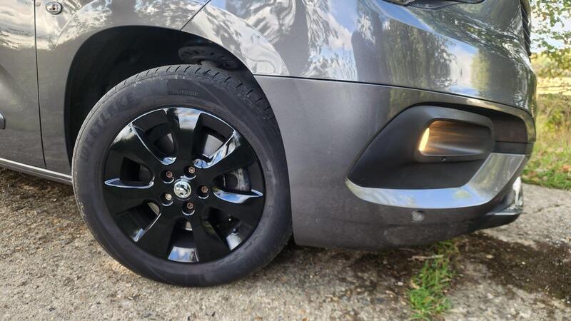 2019 Vauxhall Combo Life — photo 61