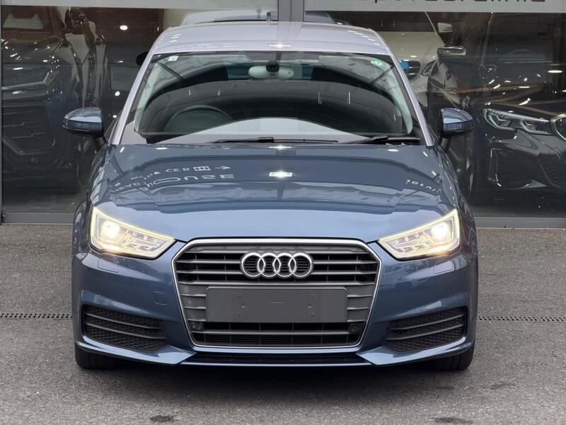 Audi A1 view 3
