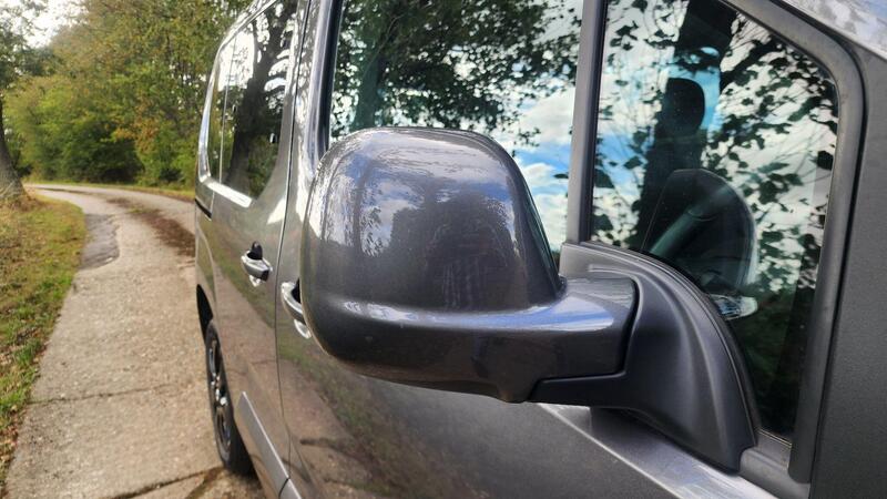 2019 Vauxhall Combo Life — photo 23