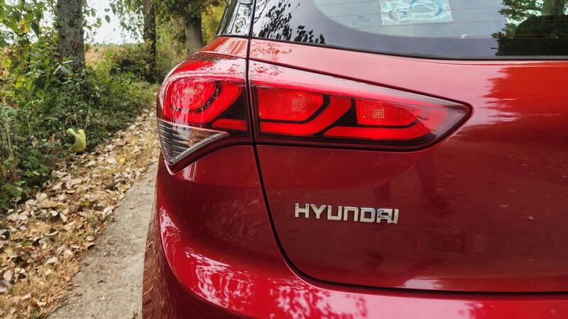 2015 Hyundai i20 — photo 23