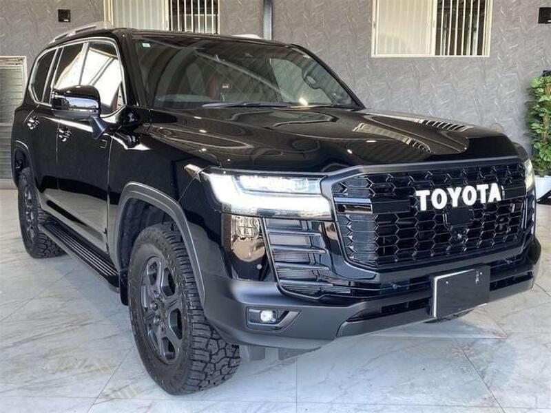 2025 Toyota Land Cruiser in White for sale