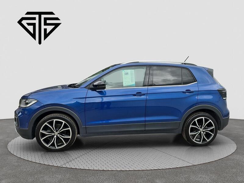 Volkswagen T Cross view 6