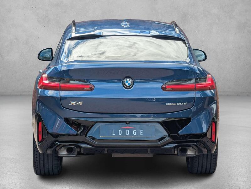BMW X4 view 6