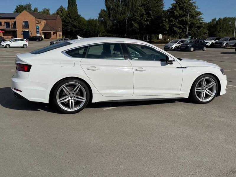 Audi A5 view 5