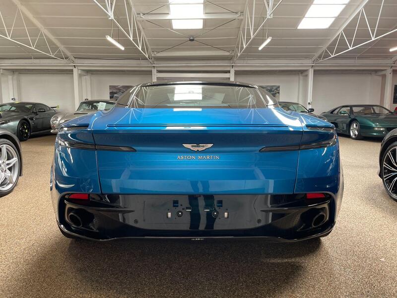 Aston Martin DB11 view 6