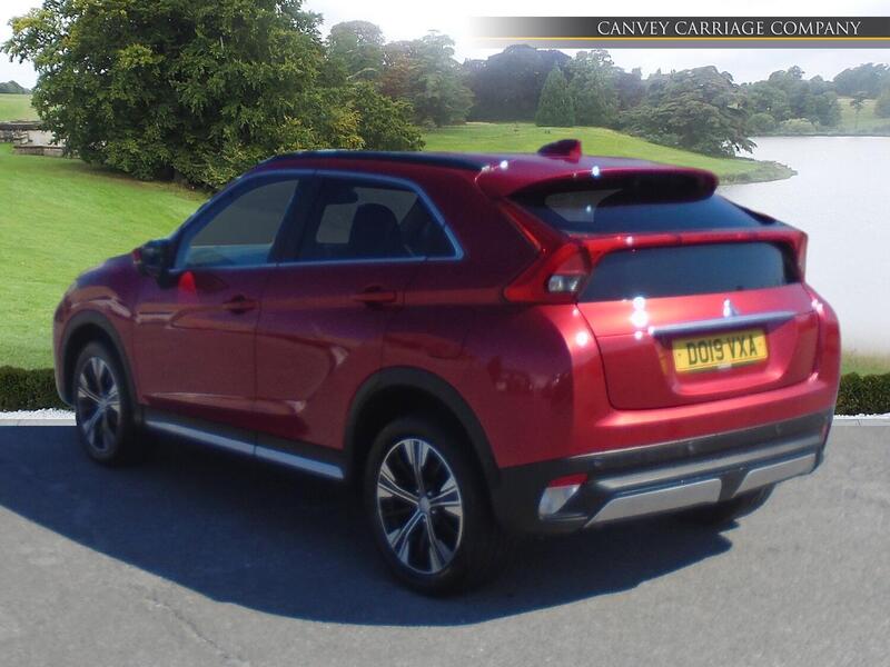 Mitsubishi Eclipse Cross view 3