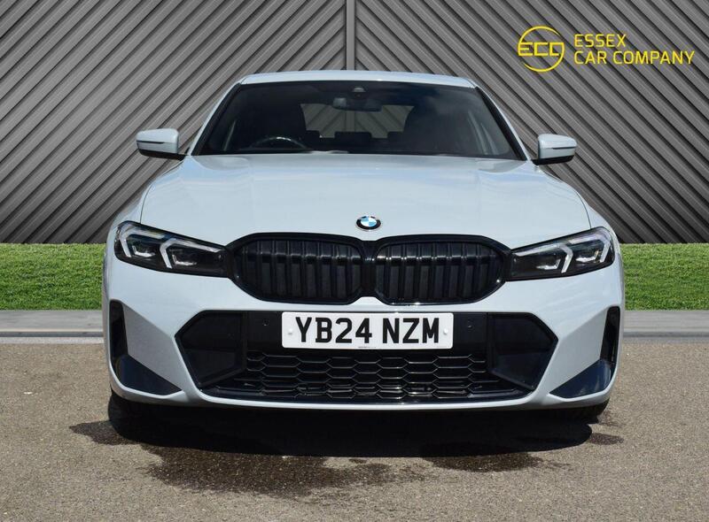BMW 3 Series view 5