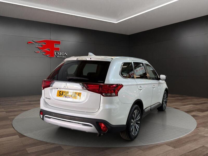 Mitsubishi Outlander view 7
