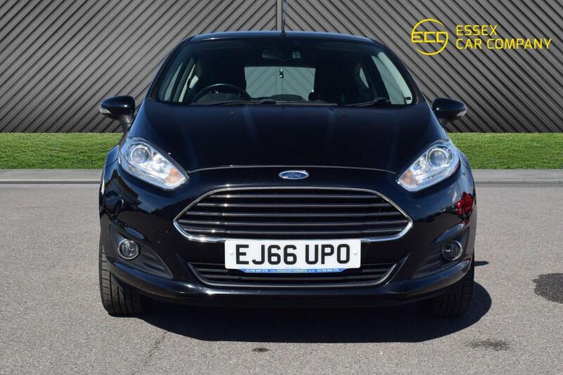 Ford Fiesta view 5