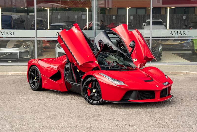 Ferrari Laferrari view 6