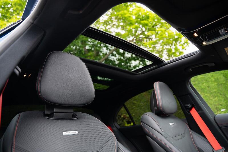 Mercedes-Benz C-Class view 2
