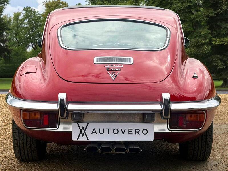 Jaguar E-Type view 6