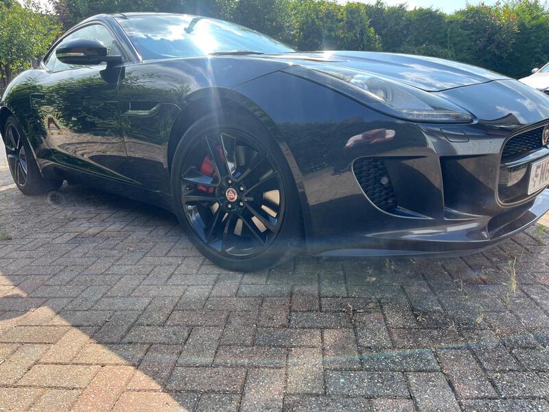 Jaguar F-Type view 4