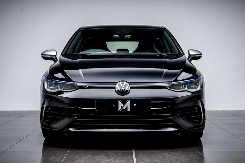 Volkswagen Golf view 2