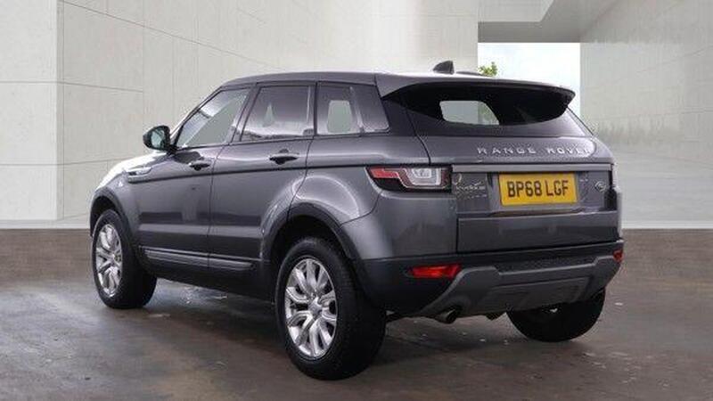 2018 Land Rover Range Rover Evoque 2.0 eD4 SE FWD Euro 6 (s/s) 5dr photo 3