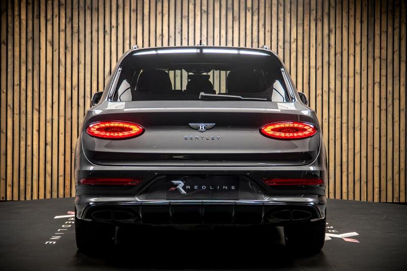 Bentley Bentayga view 6