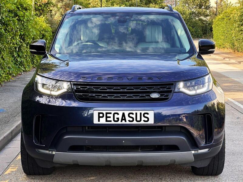 Land Rover Discovery view 7