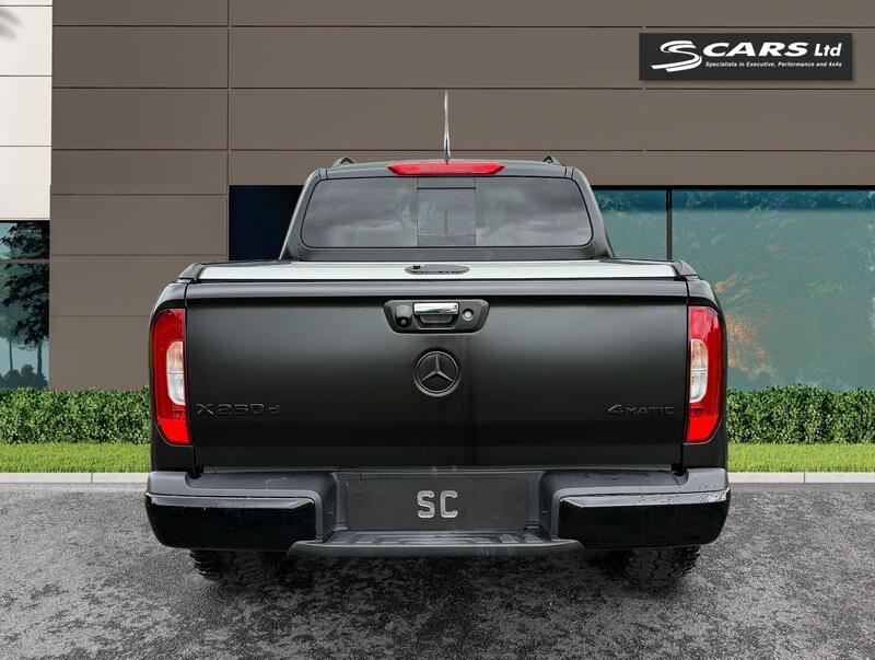 Mercedes-Benz X-Class view 3